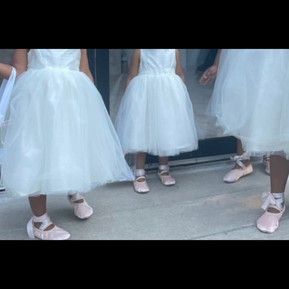 2 Pairs of New Unused Satin Ballet Slippers - Picture 2 of 4